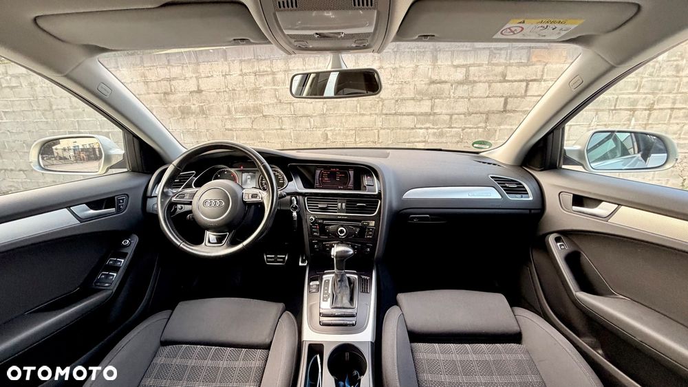 Audi A4 Avant 2.0 TDI DPF clean diesel quattro S tronic S line Sportpaket - 31