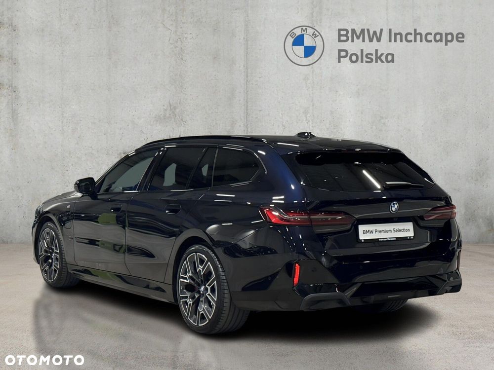 BMW Seria 5 530e xDrive PHEV M Sport - 3
