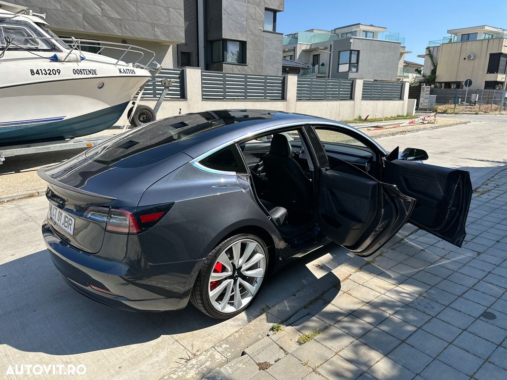 Tesla Model 3 - 30