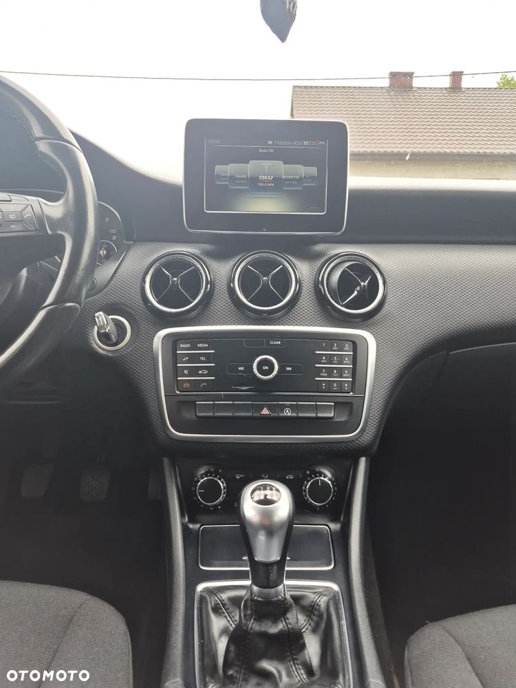Mercedes-Benz Klasa A 180 d AMG Line - 15