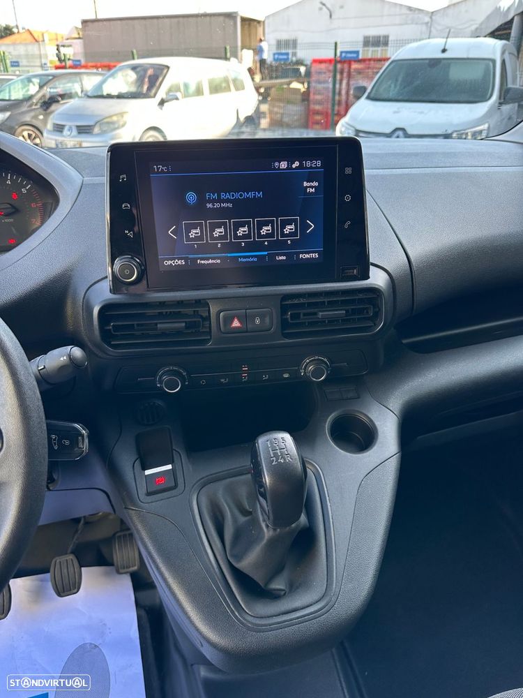 Peugeot Partner 1.5 BlueHDi Premium Standard - 11