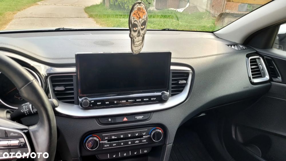 Kia Ceed 1.5 T-GDI L Business Line - 19