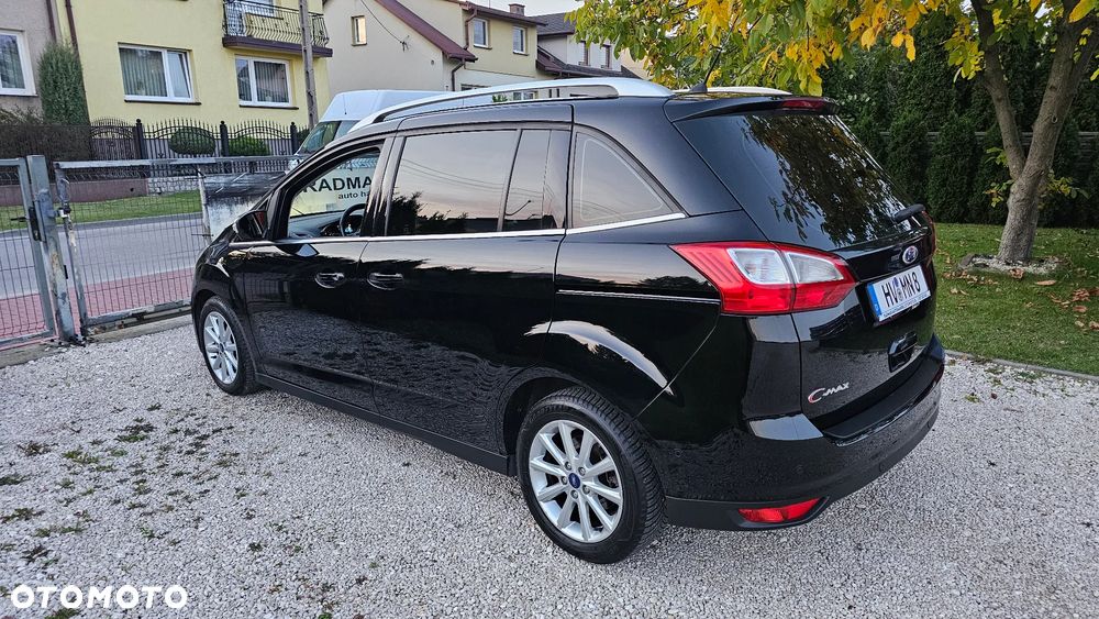 Ford Grand C-MAX - 31