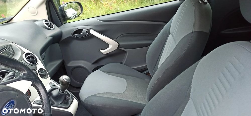 Ford KA - 8