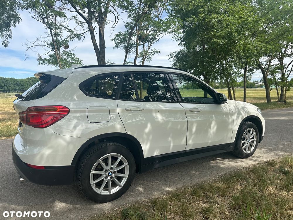 BMW X1 sDrive20i - 9