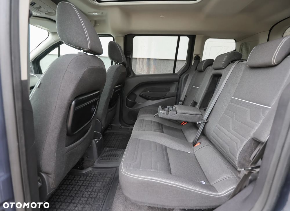 Ford Tourneo Connect - 26