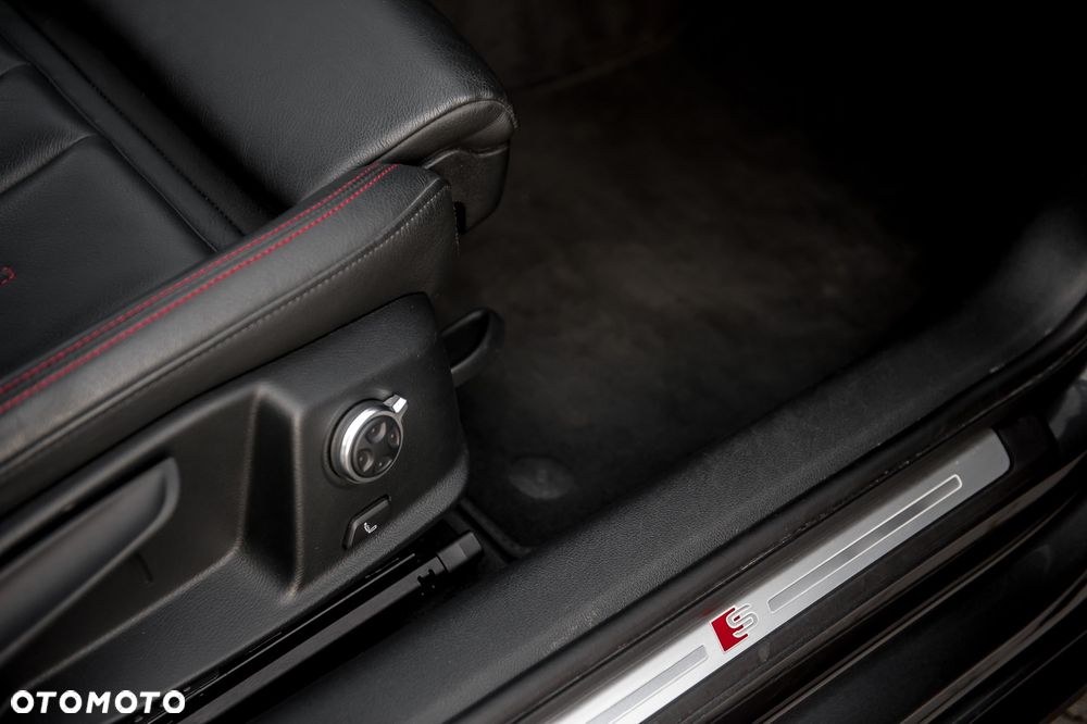 Audi A4 Avant 3.0 TDI quattro S tronic sport - 22