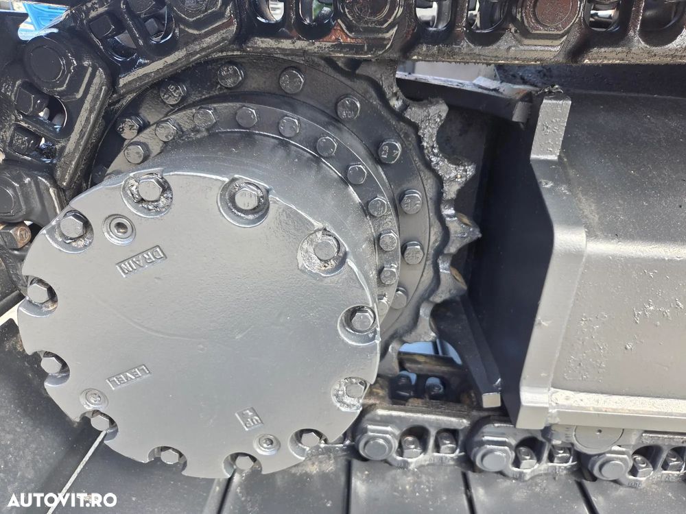 Hitachi ZX210LC-7,  23,4 TONE, 2021, 5.815h, CUPLA RAPIDA+CUPA NOUA 1,3mc+CUPA 0,9m latime+CUPA taluz, inst picon, camera spate si laterale, consum mediu 11,5l/h, ad sapare 7m, 3 pompe hidr, LANT NOU, CA NOU-posibilitate leasing 4 ani-PROMOTIE 96.900 EUR+Tva - 3