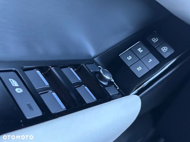 Land Rover Range Rover Velar 2.0 P250 R-Dynamic SE - 29