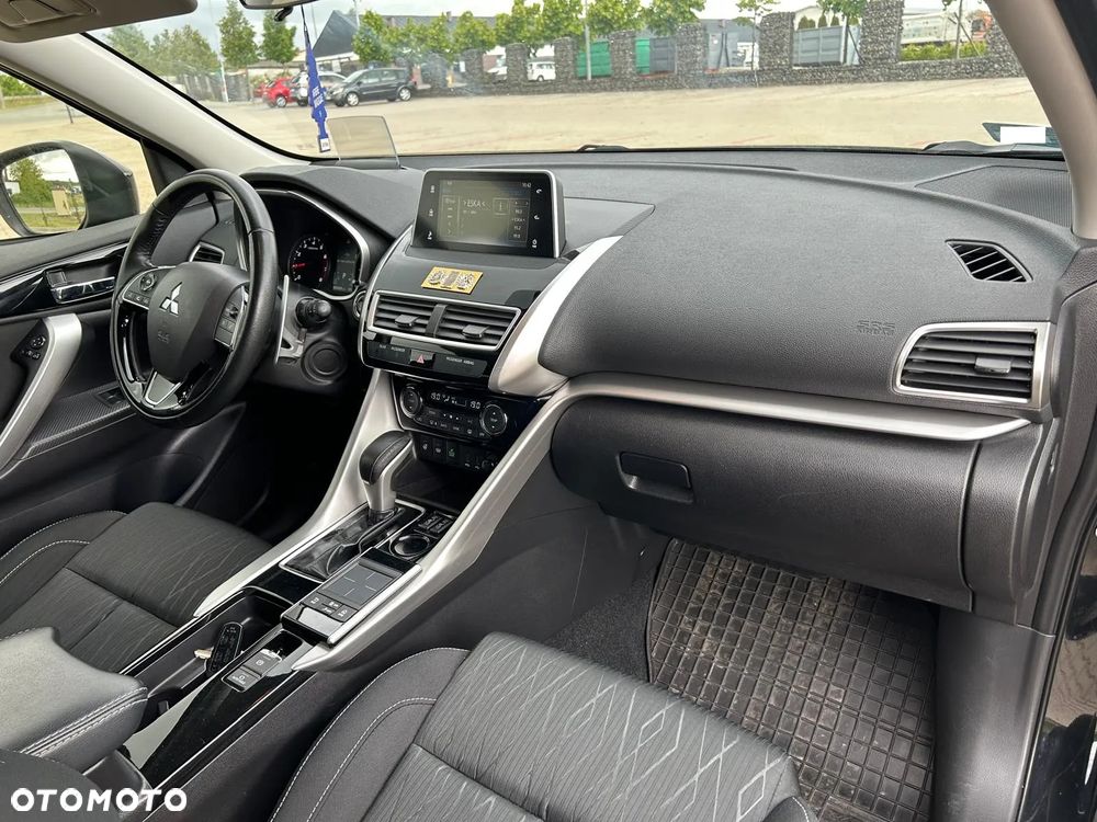 Mitsubishi Eclipse Cross 1.5 T GPF Intense Plus CVT - 30