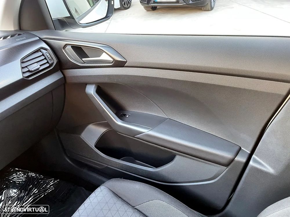 VW T-Cross 1.0 TSI Life DSG - 22