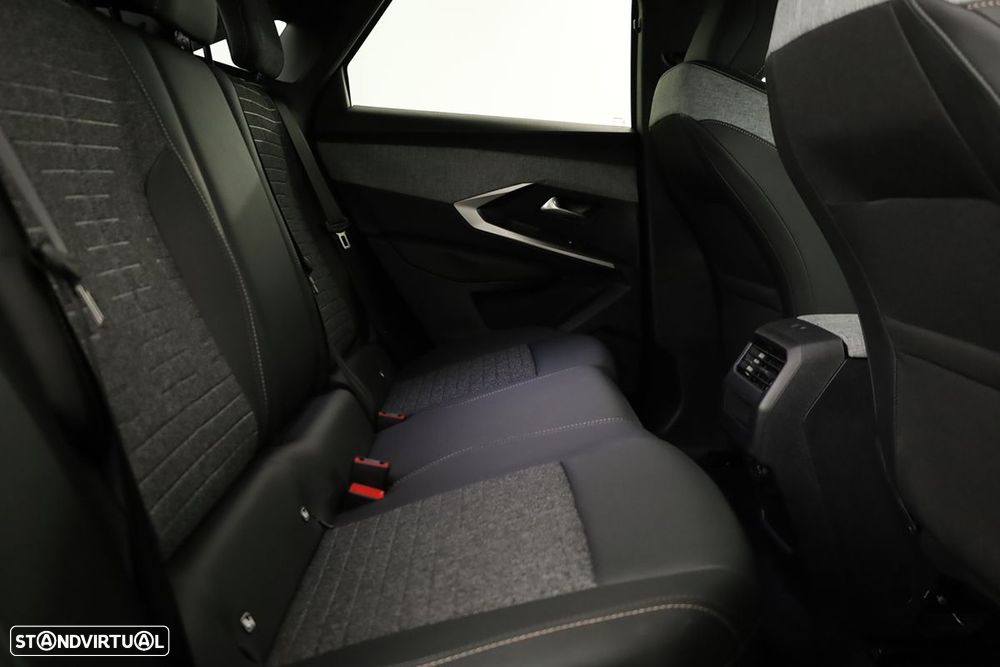 Peugeot 3008 1.2 Hybrid Allure e-DCS6 - 21