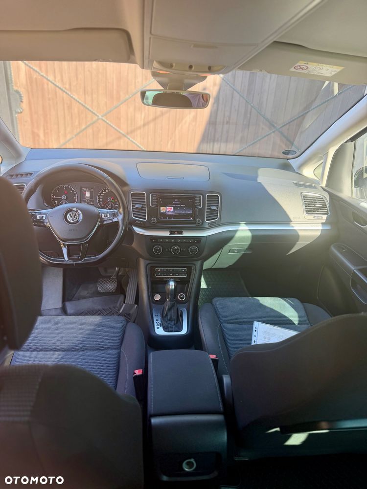 Volkswagen Sharan - 10
