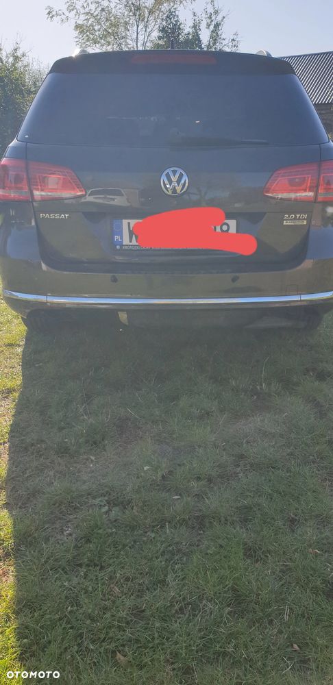 Volkswagen Passat 2.0 TDI Trendline - 15