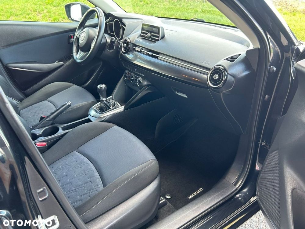 Mazda 2 - 9