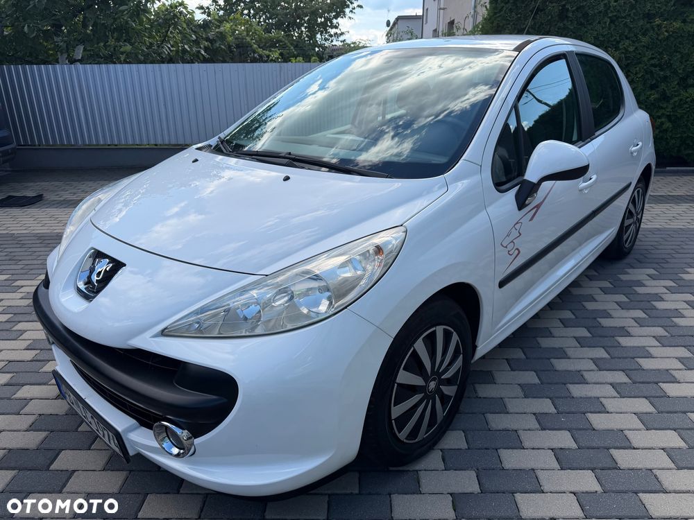 Peugeot 207 - 2