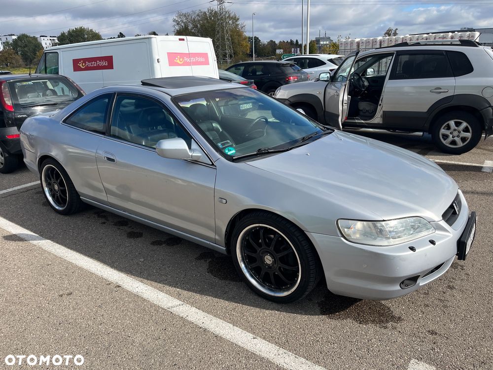Honda Accord 2.0i ES - 18