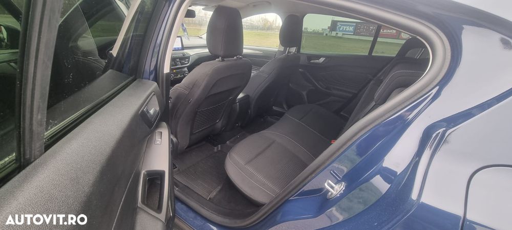 Ford Focus 2.0 EcoBlue Titanium - 6