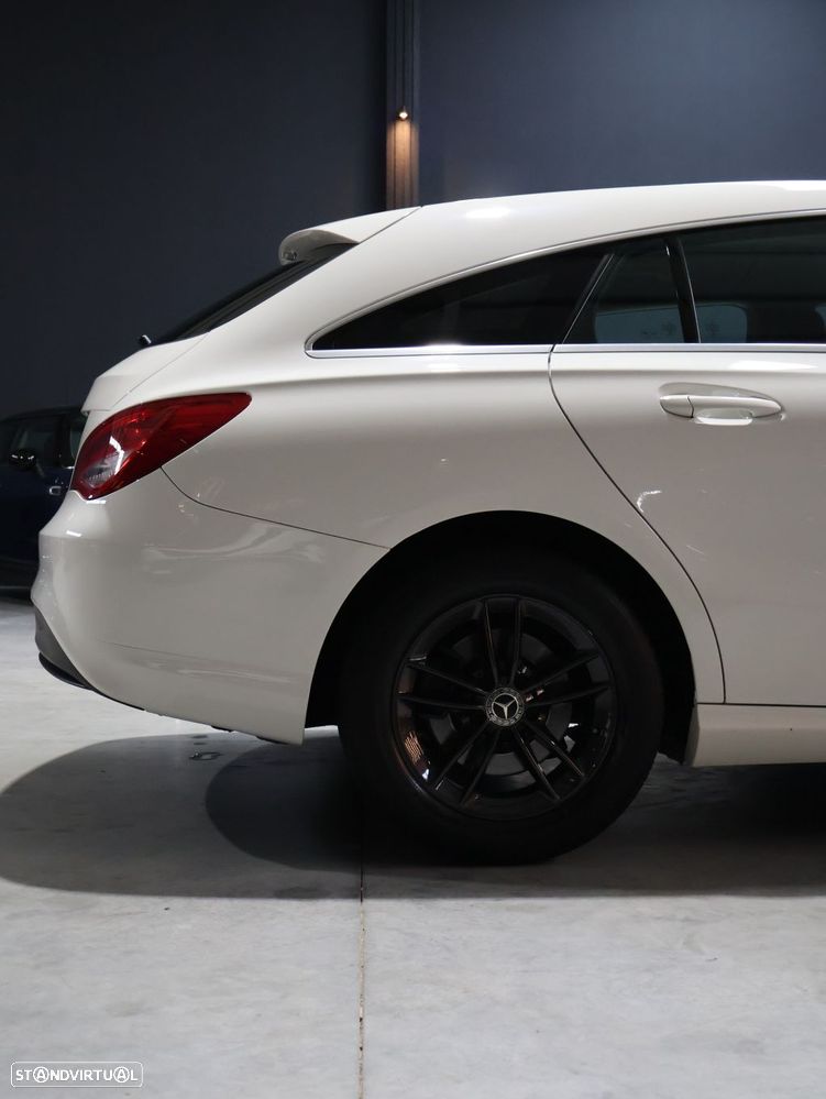 Mercedes-Benz CLA 180 d Shooting Brake Urban - 16