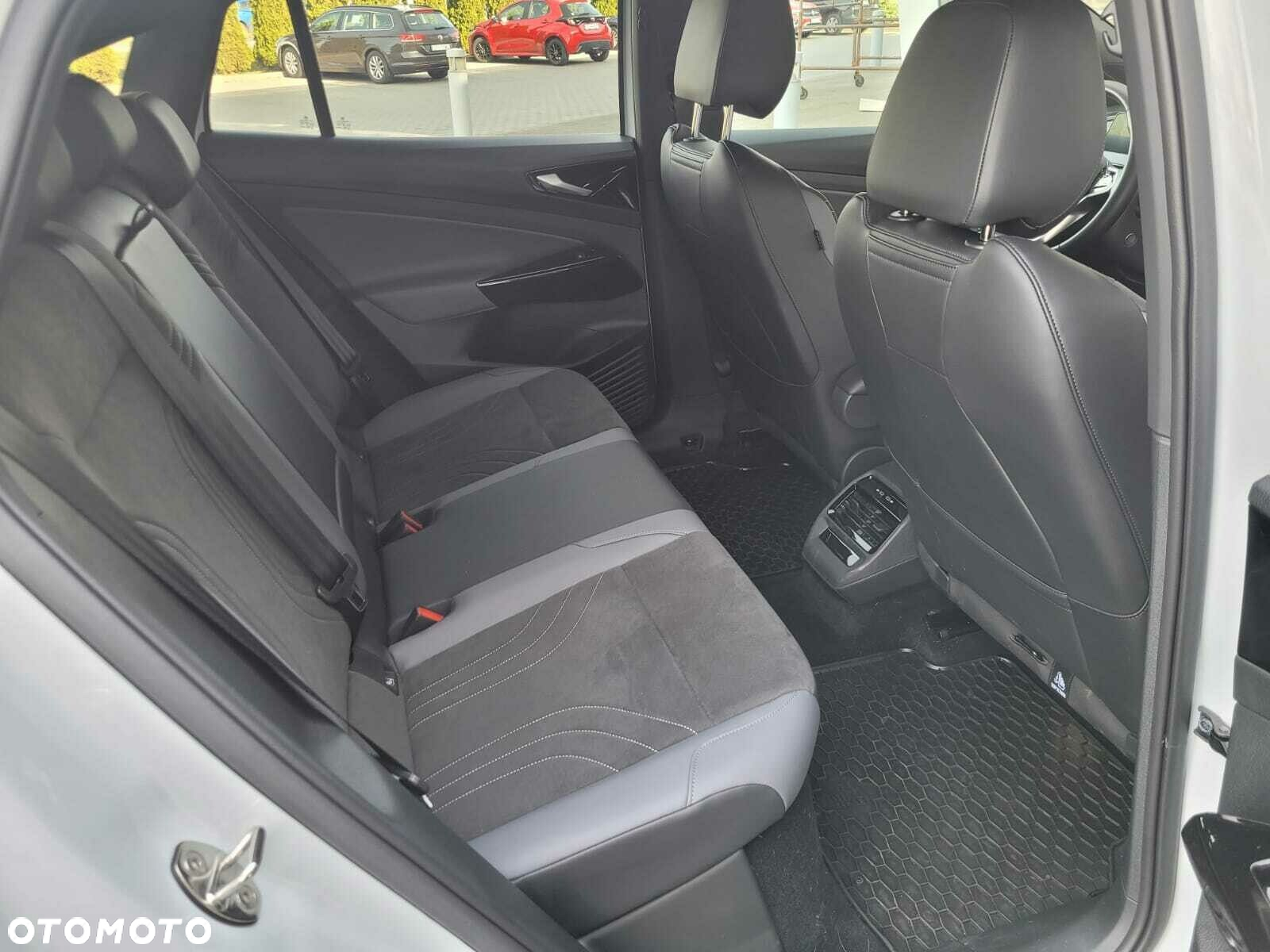 Volkswagen ID.5 - 10