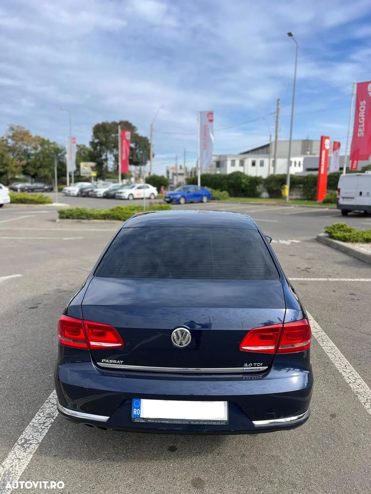 Volkswagen Passat - 5