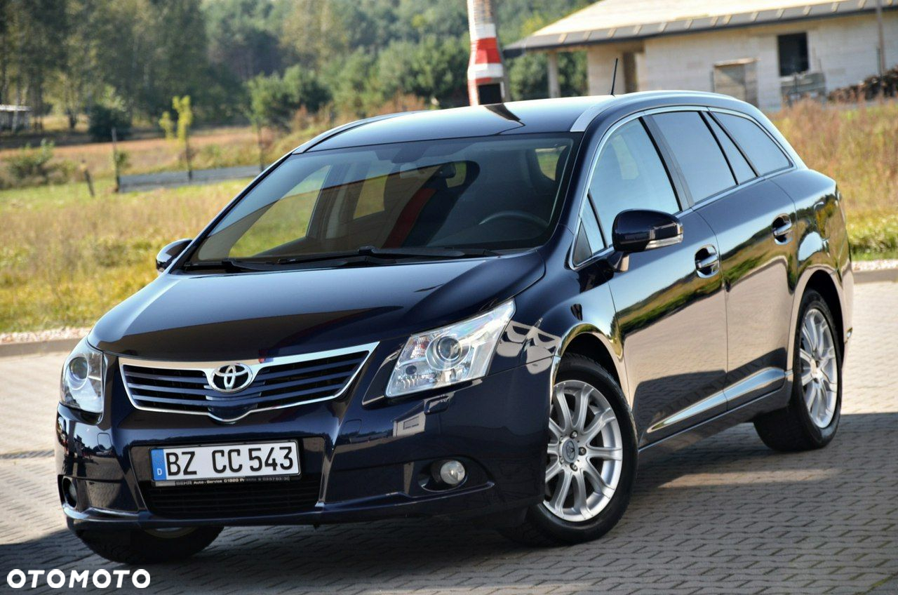 Toyota Avensis - 6