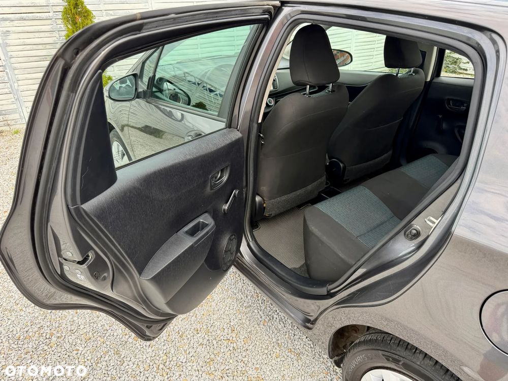 Toyota Yaris 1.4 D-4D - 29