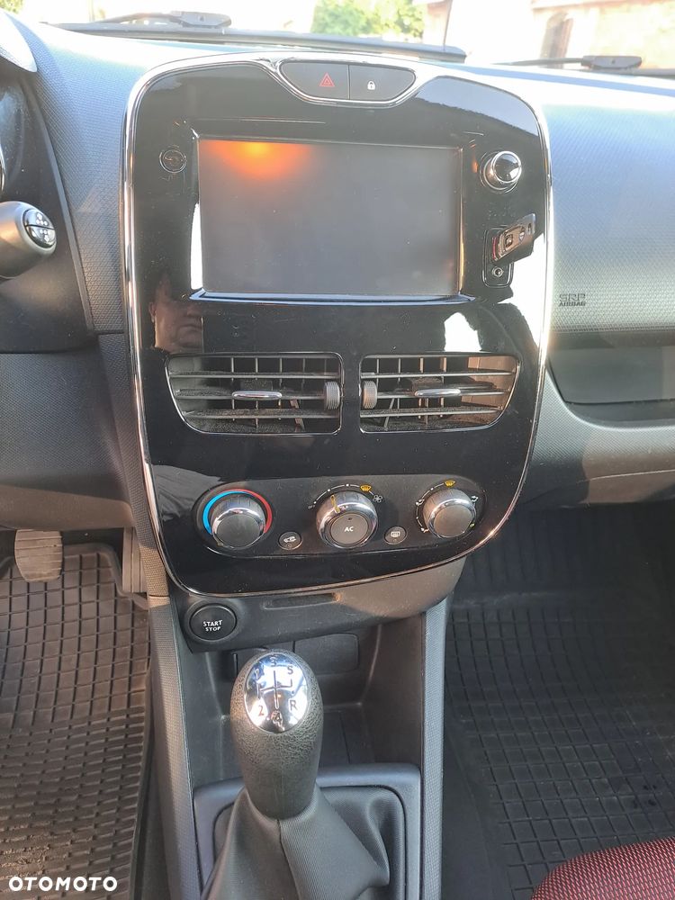 Renault Clio 1.2 16V Intens - 14