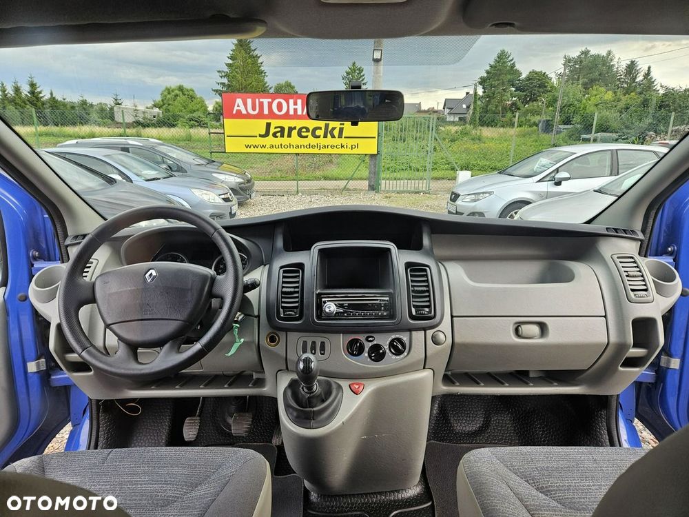 Renault Trafic - 11
