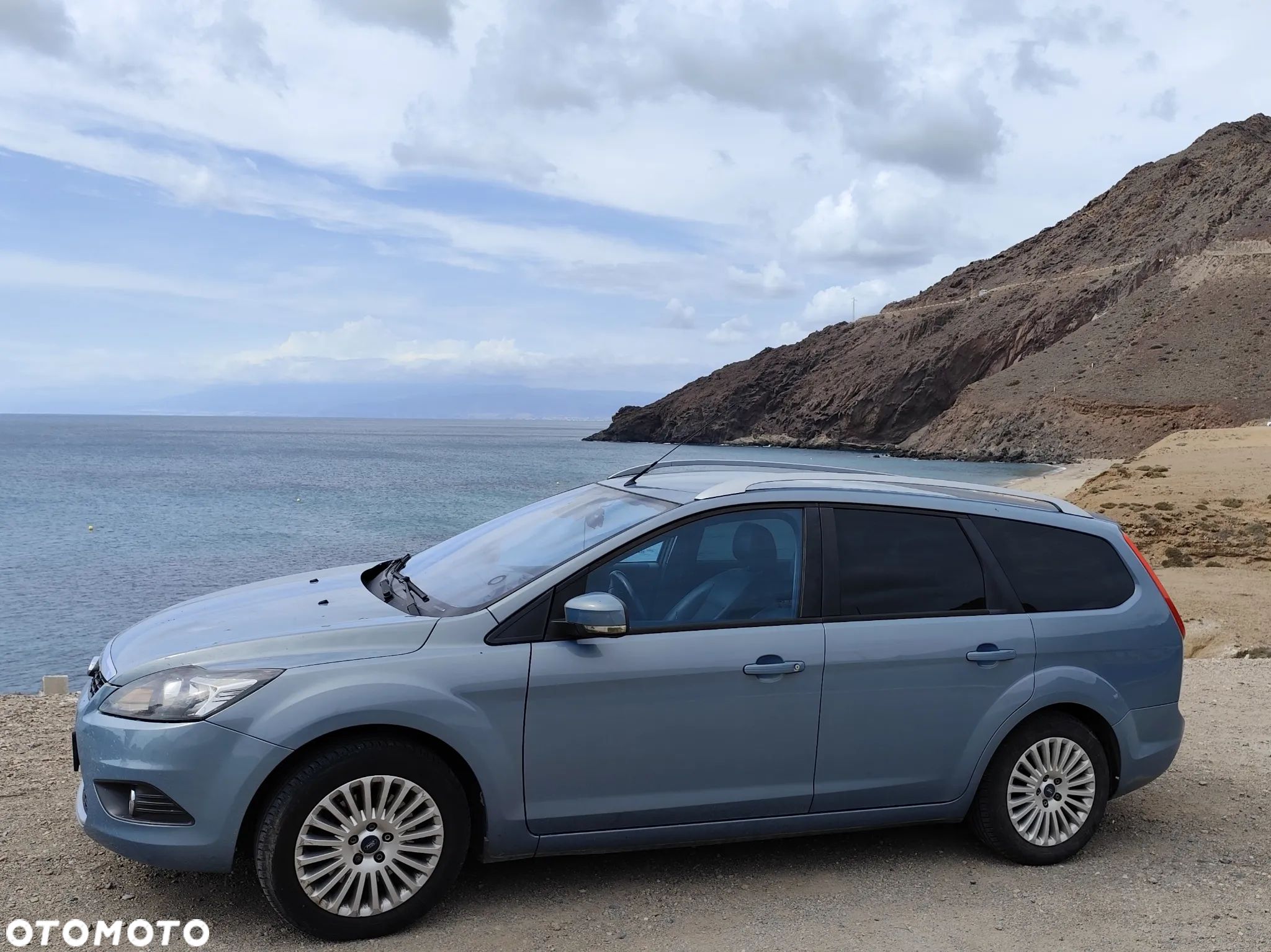Ford Focus Turnier 2.0 16V Titanium - 1