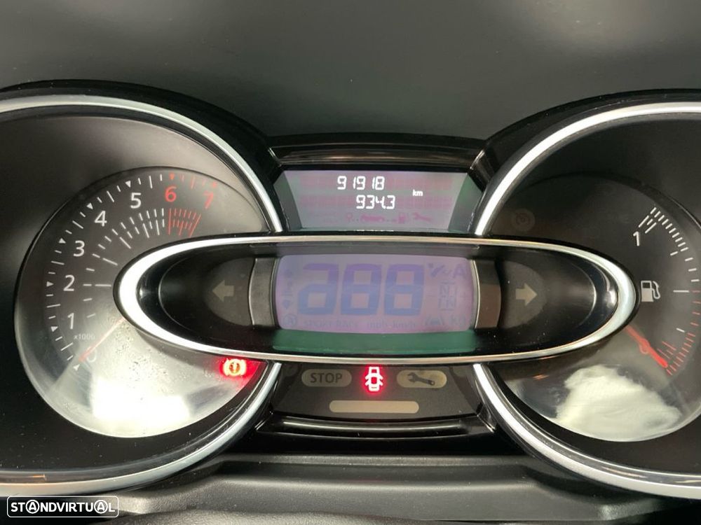 Renault Clio 0.9 TCe Limited - 9