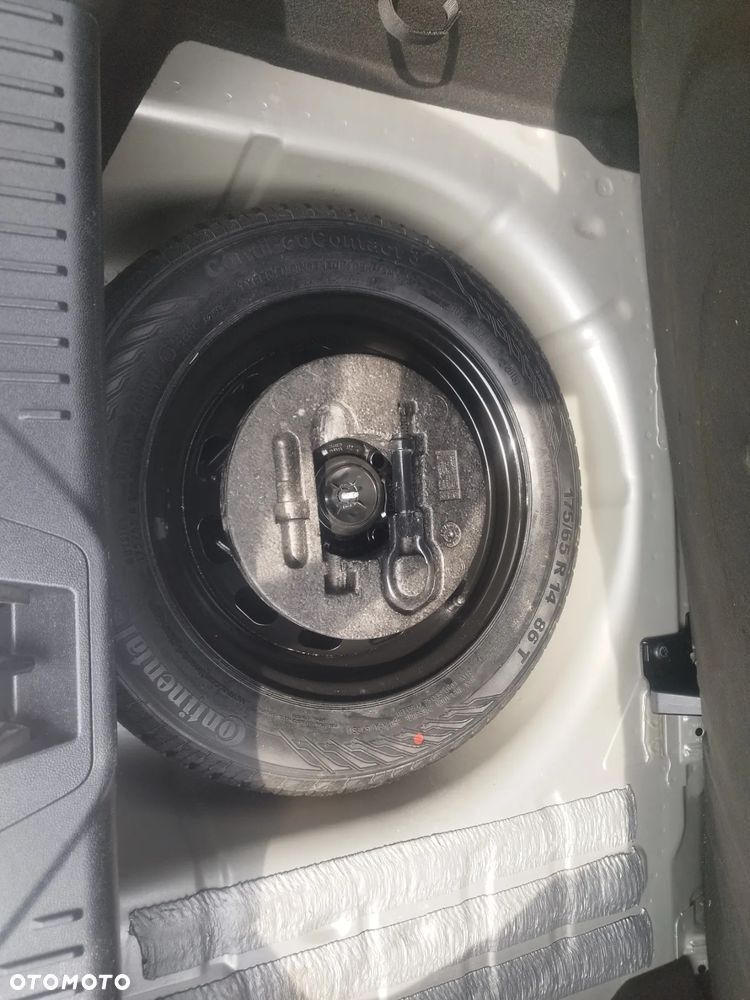 Ford Fiesta 1.1 S&S TREND - 16