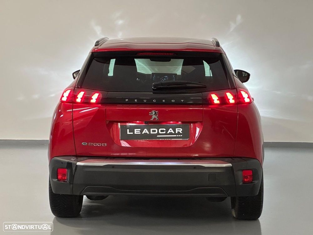 Peugeot e-2008 Allure - 5