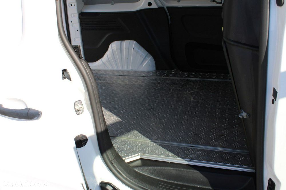 Peugeot Partner - 16