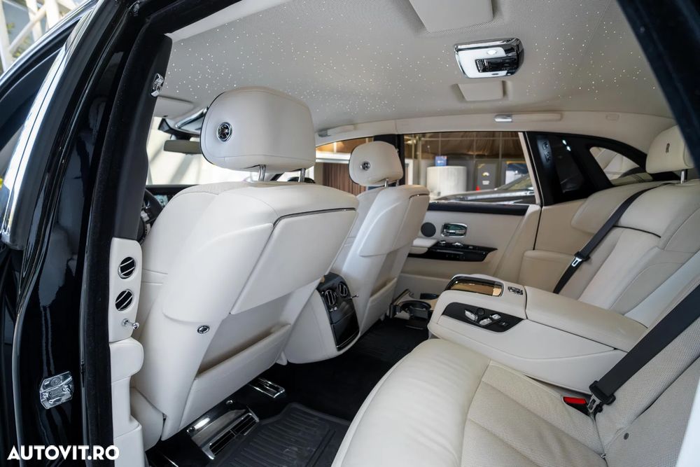 Rolls-Royce Phantom - 28