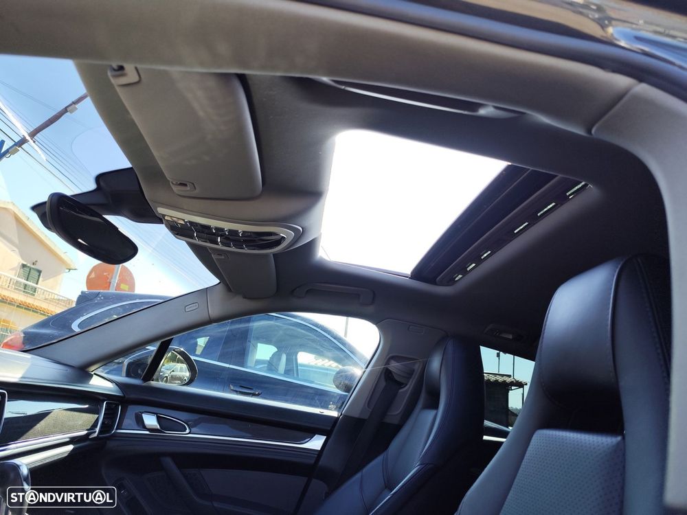 Porsche Panamera Diesel Platinum Edition - 25