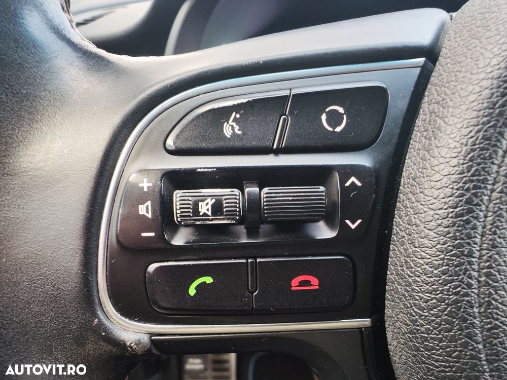 Kia Niro 1.6 GDI HEV 2WD OPF Aut. Spirit - 23