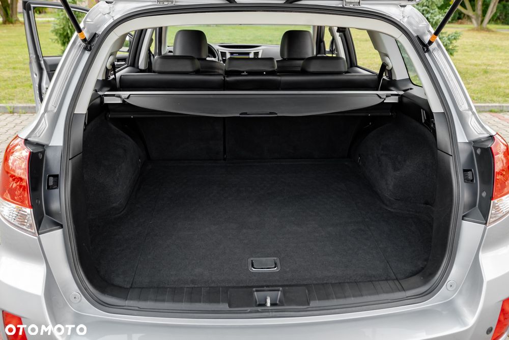 Subaru Outback 3.6 R Exclusive Navi - 16