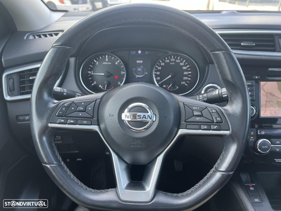 Nissan Qashqai - 25