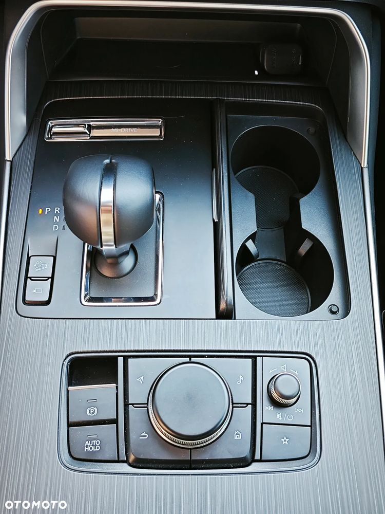Mazda CX-80 - 15