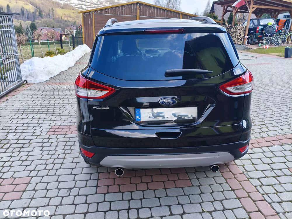 Ford Kuga 2.0 TDCi 4WD Titanium - 4