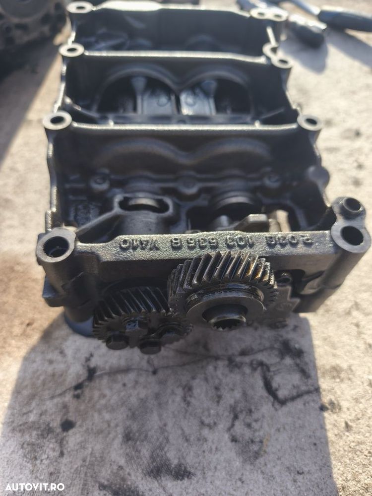 Pompă de ulei cu balansoare 2.0 tdi BMR BMN 170 Volkswagen Passat B6 - 5