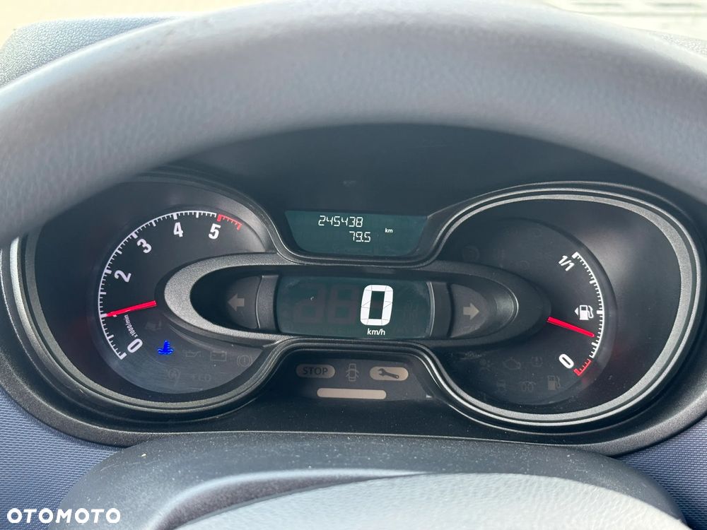 Opel VIVARO - 19