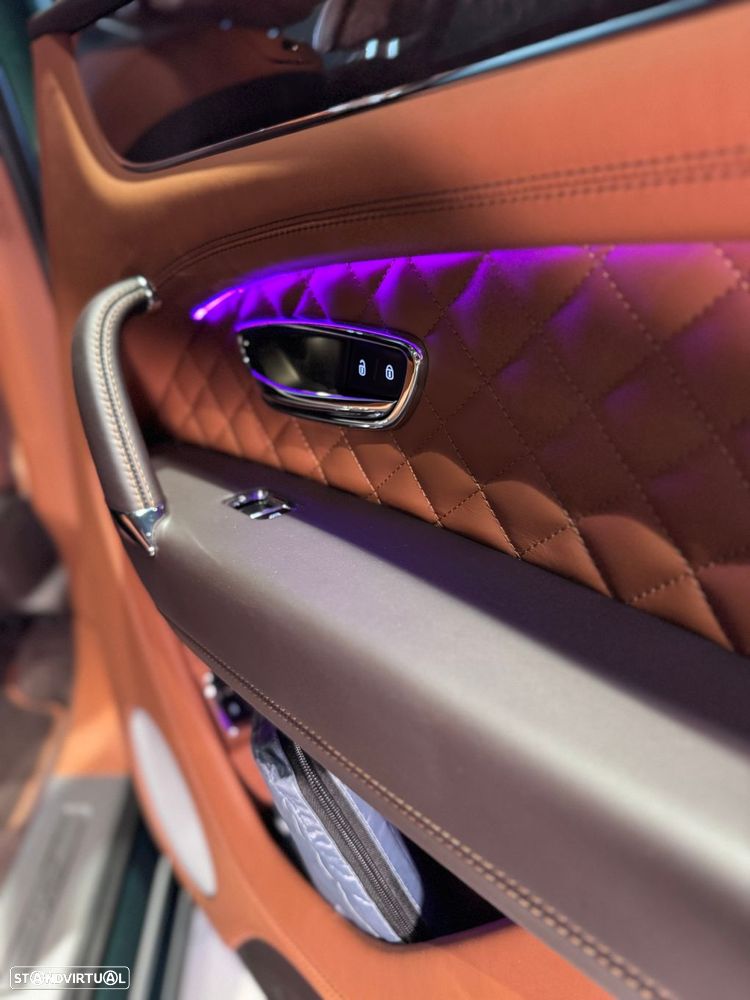 Bentley Bentayga Hybrid - 55