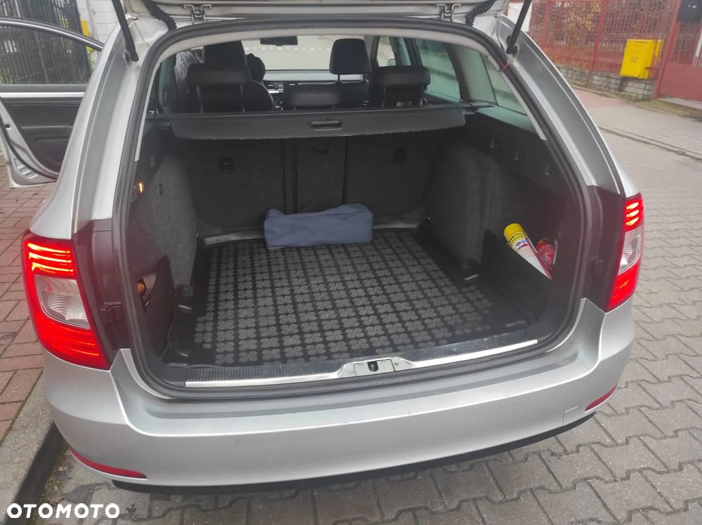 Skoda Superb 1.6 TDI Elegance - 27