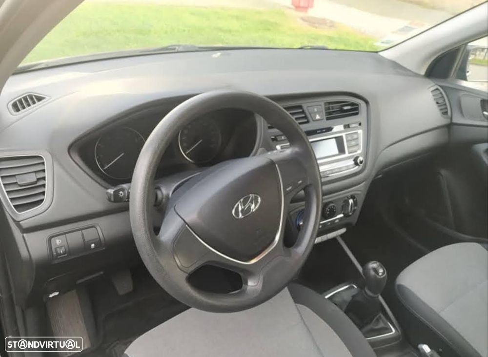 Hyundai i20 1.2 Blue Classic - 2