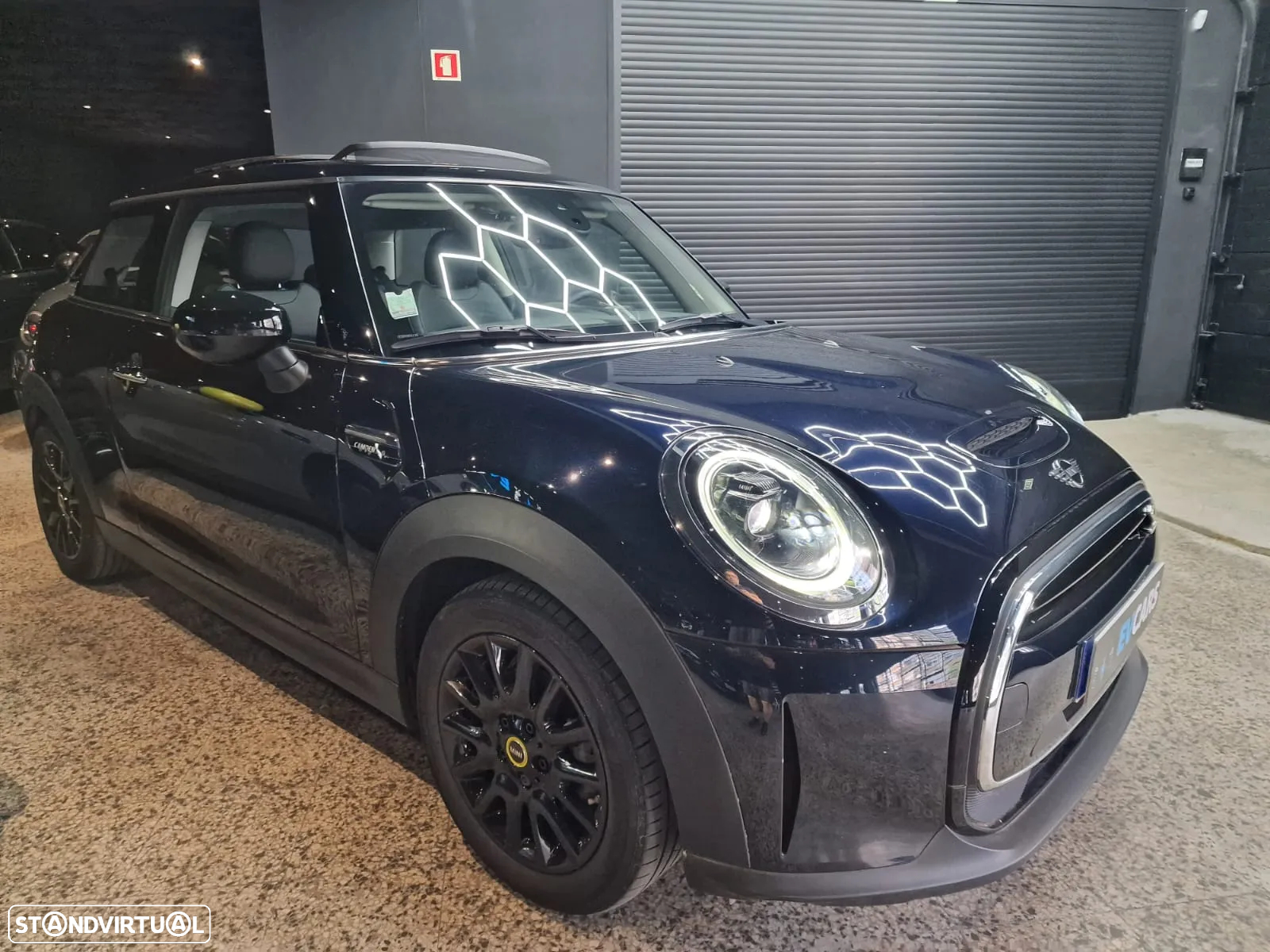 MINI 3 Portas Cooper SE Camden Edition - 12