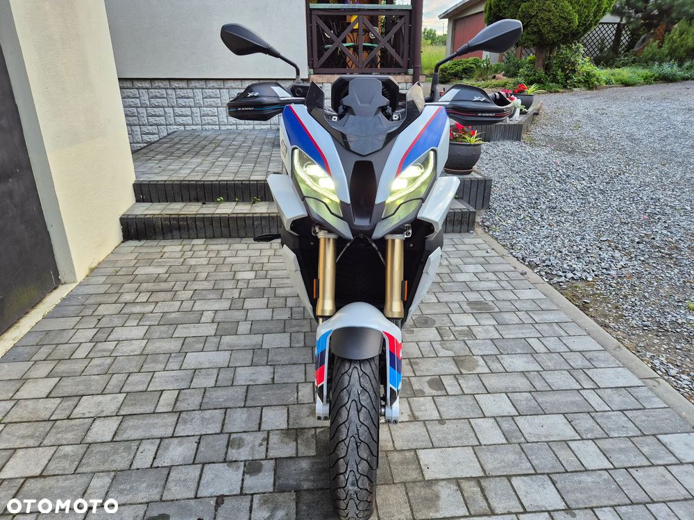 BMW XR - 14