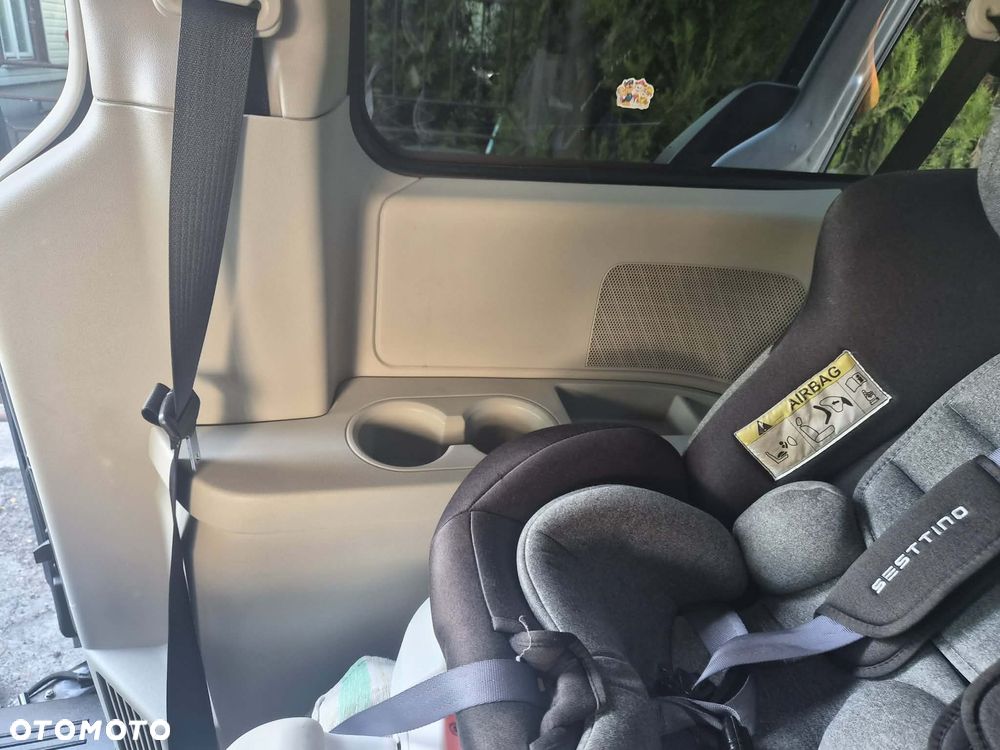 Chrysler Town & Country 3.6 Limited - 28