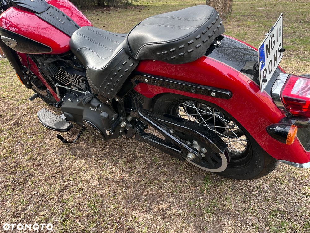 Harley-Davidson Softail Heritage Classic - 10